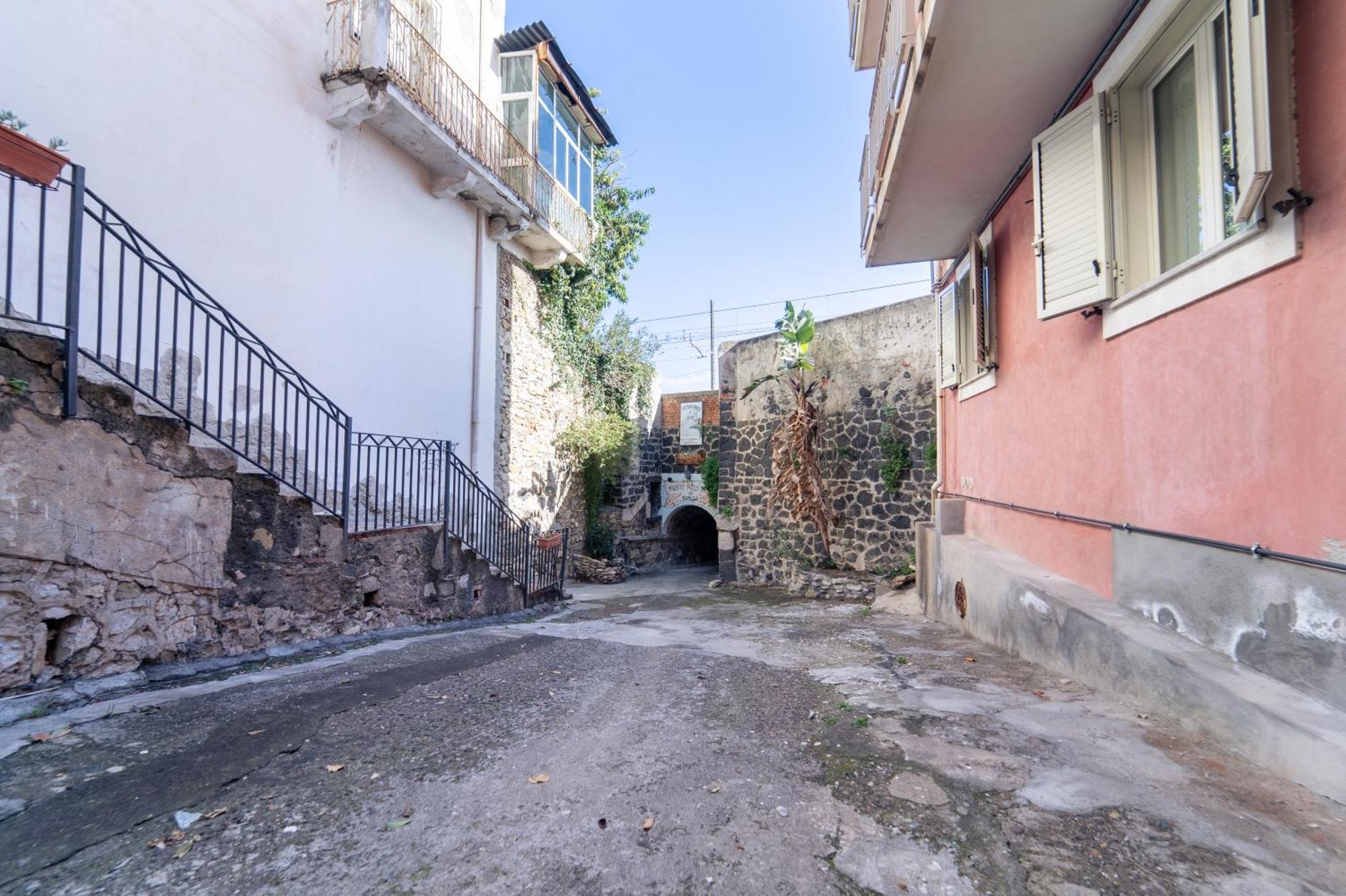 Johnny'S Suites Taormina Beach Bay ภายนอก รูปภาพ